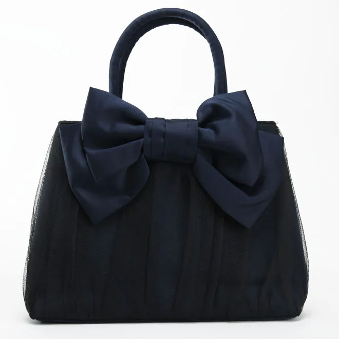 ネイビーのリボンチュールバッグ