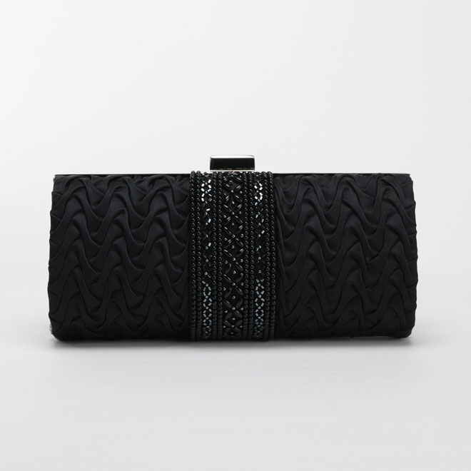 ブラックのエレガントフリルバッグ