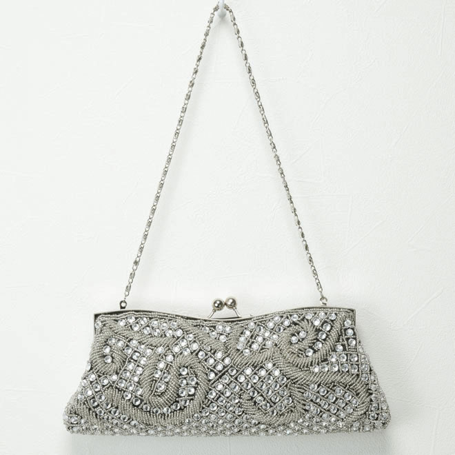 唐草模様のビジュー付きシルバーバッグ