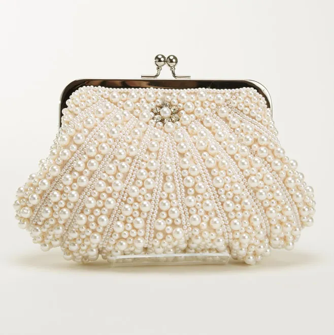 パール付き貝殻型バッグ