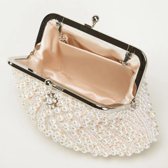 パール付き貝殻型バッグ