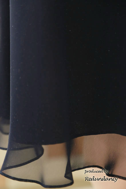 ネイビーの背中編み上げシフォンミモレ丈ドレスコーディネートセット