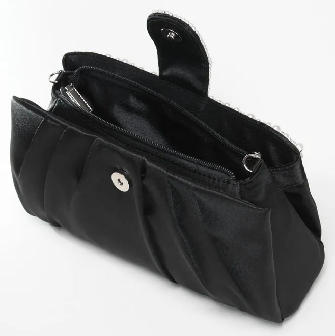 ブラックのパールとビジューのサテンバッグ