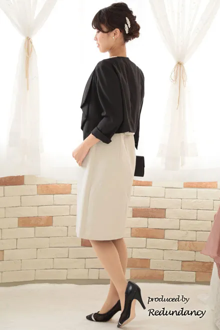 ベージュのシアースリーブ切替コットンドレスコーディネートセット