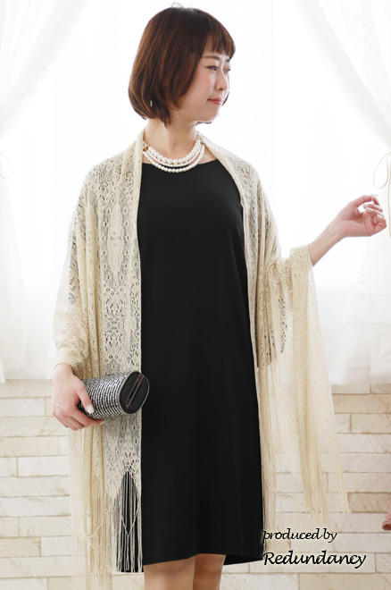 ホワイトパールのビジュー付三連ハーフ