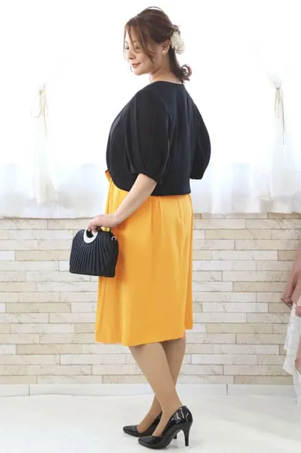 イエローのポイントレースドレス