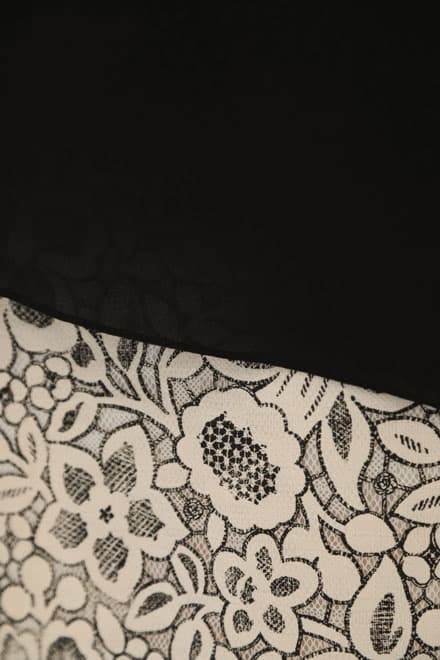 ブラック×ベージュのポンチョ付きセットドレス