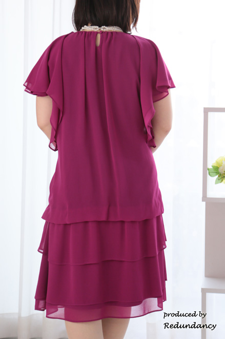 ピンクのフリルスリーブバルーンフレアドレス