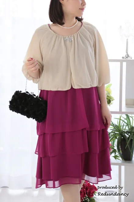 ピンクのフリルスリーブバルーンフレアドレス