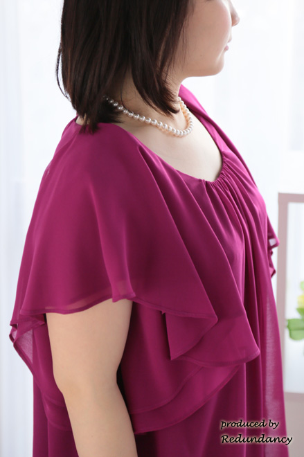 ピンクのフリルスリーブバルーンフレアドレス