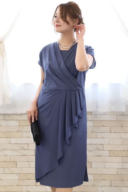 ブルーのアシンメトリーカシュクールドレス