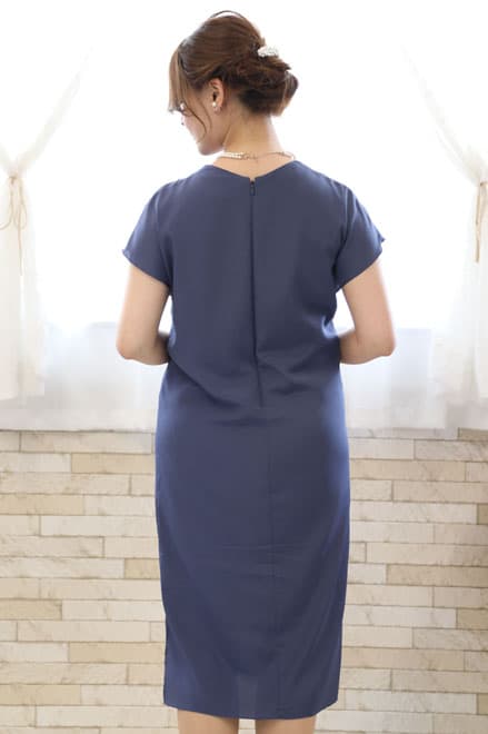 ブルーのアシンメトリーカシュクールドレス