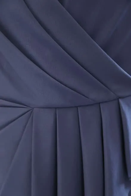 ブルーのアシンメトリーカシュクールドレス