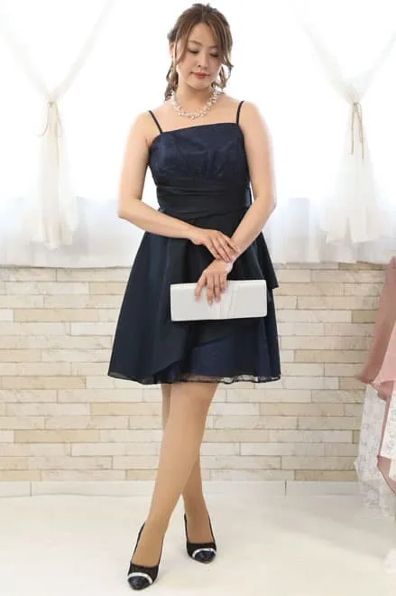 ネイビーのシャンタンレースドレス