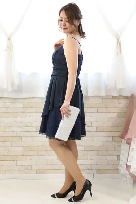 ネイビーのシャンタンレースドレス