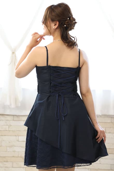 ネイビーのシャンタンレースドレス