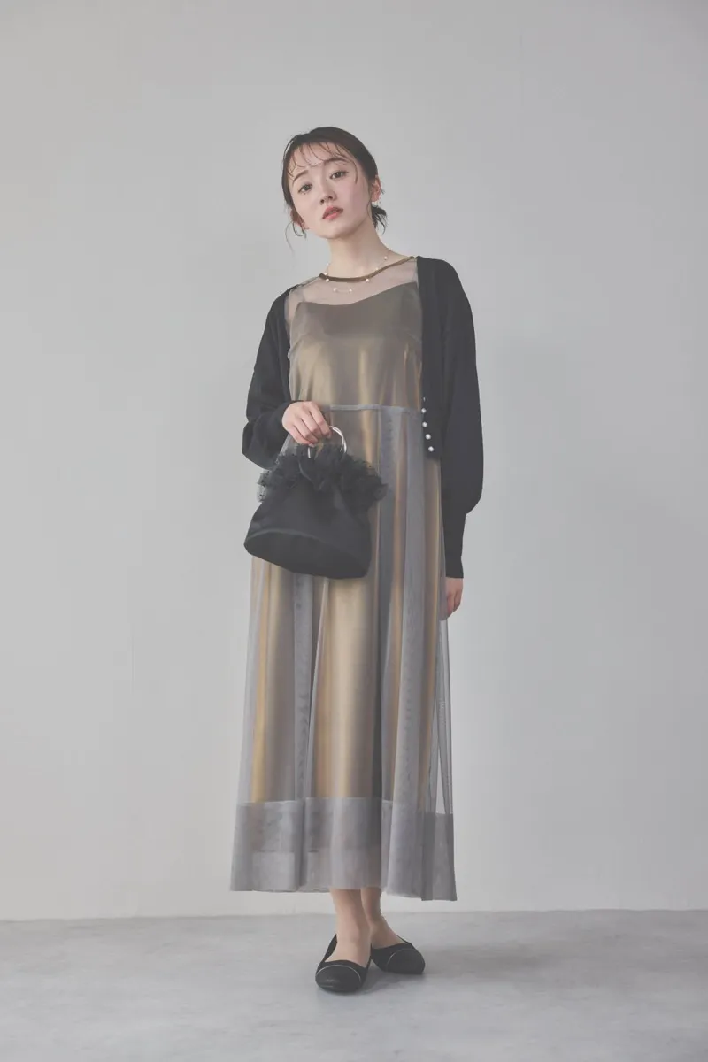 ブラックドットのサテンフリルバッグ