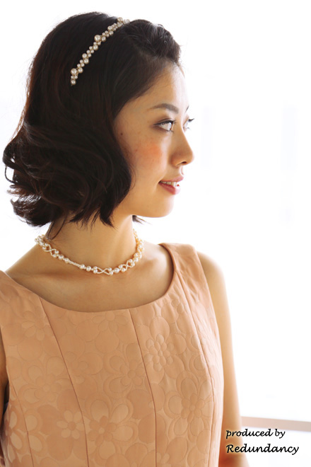 サーモンピンクの花柄刺繍フィットアンドフレアドレスコーディネートセット