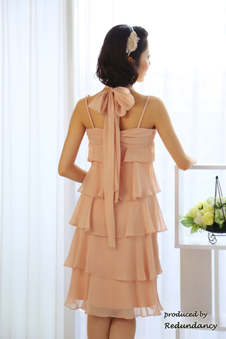 ピンクのホルターネックティアードフリルドレスコーディネートセット