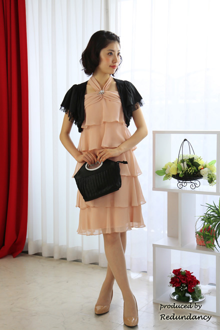 ピンクのホルターネックティアードフリルドレスコーディネートセット