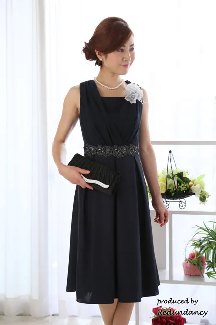 ネイビーのウエストビジューミモレ丈ドレスコーディネートセット