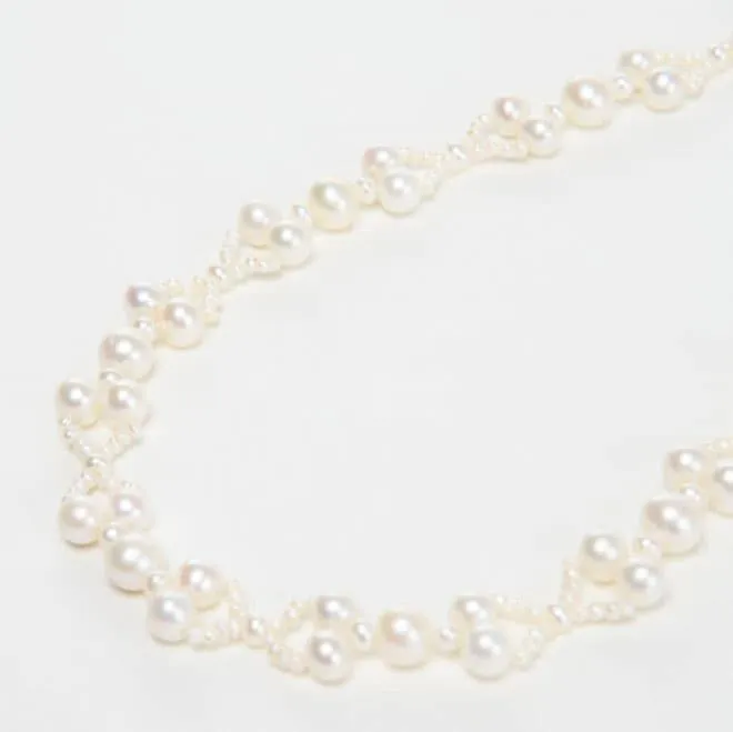 ホワイトパール大小編み上げネックレス