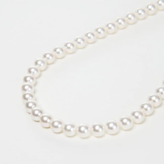 ホワイトパールのスタンダードネックレス
