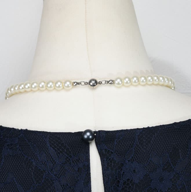 ホワイトパールのスタンダードネックレス