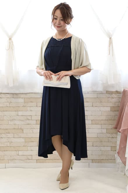 ゴールドのラメ入り五分袖ボレロ