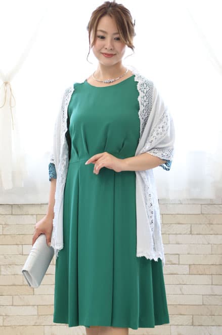 シルバーのビジューストーンチョーカー