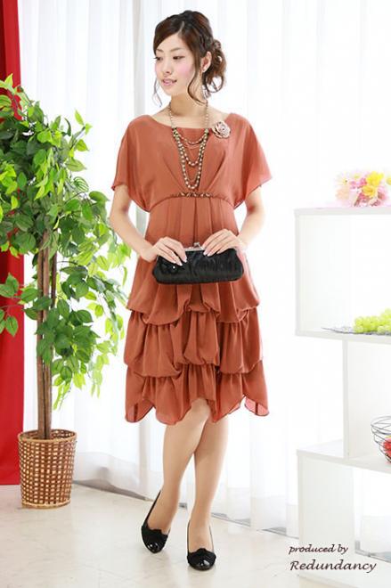 テラコッタオレンジのビジューベルト風ドレープドレス