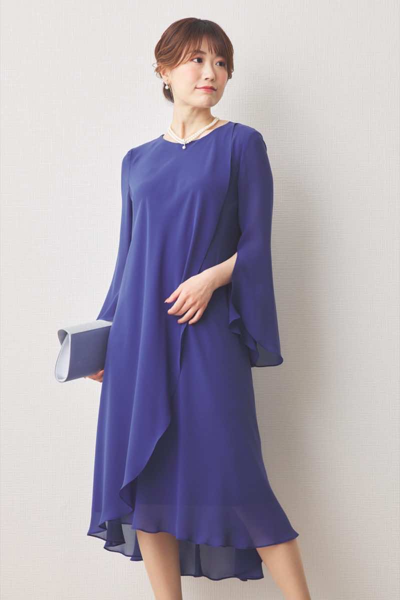 ブルーのドレープシフォンドレス