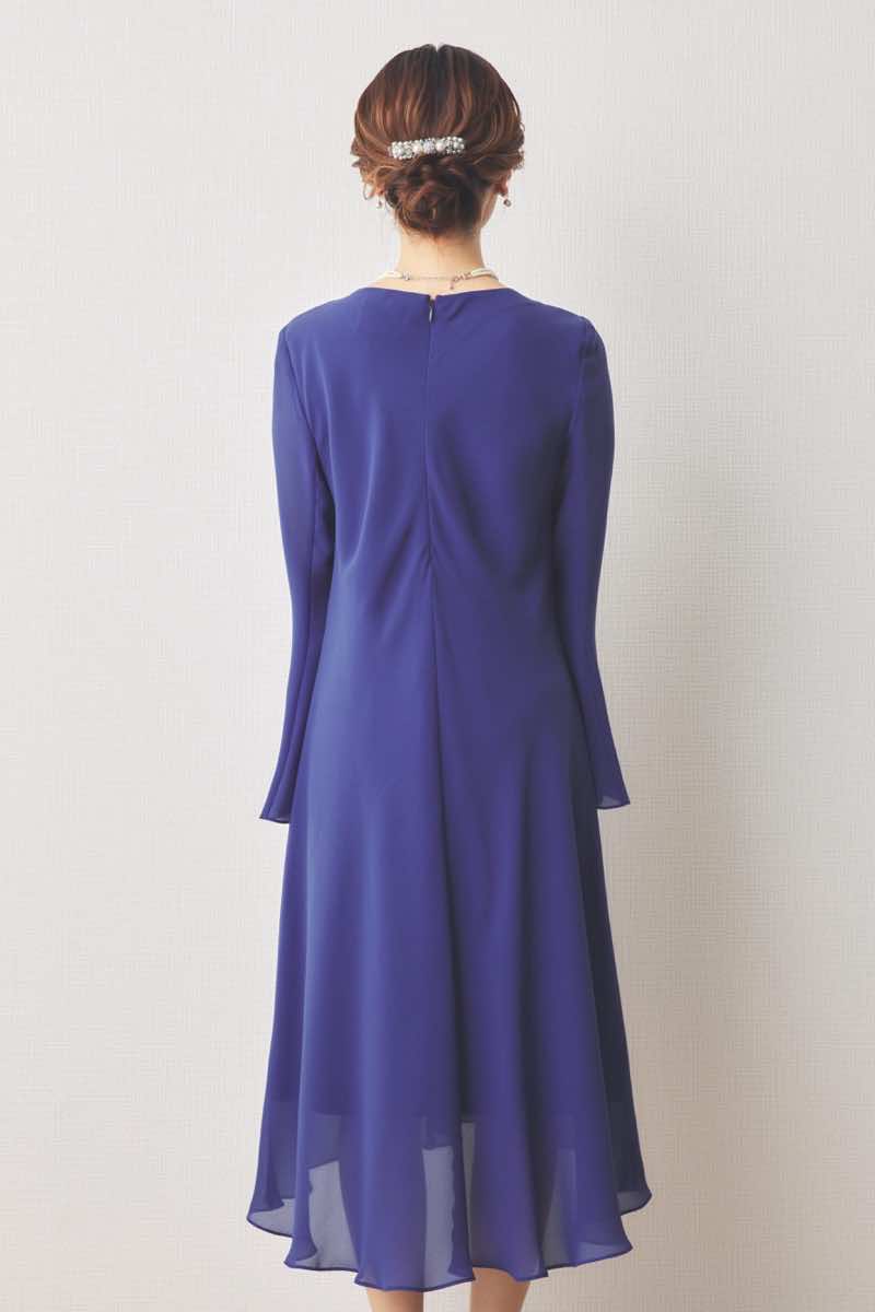 ブルーのドレープシフォンドレス