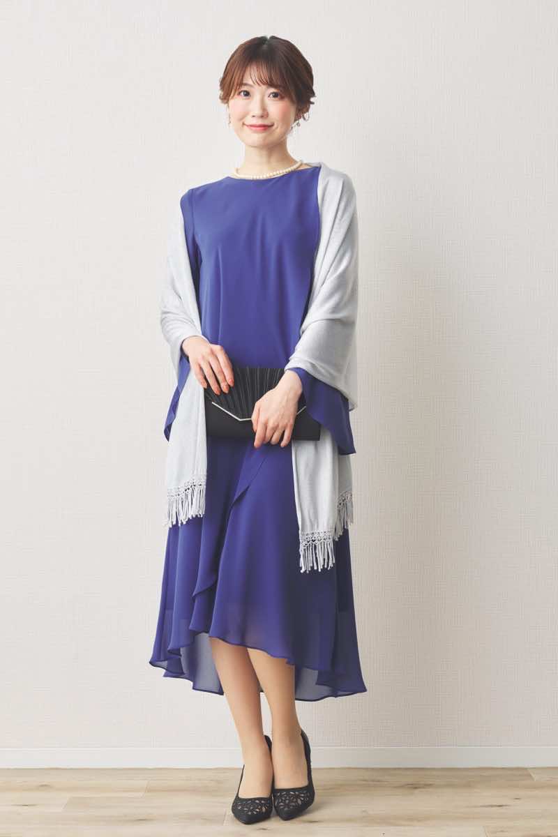 ブルーのドレープシフォンドレス