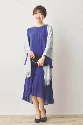 ストール正面全身