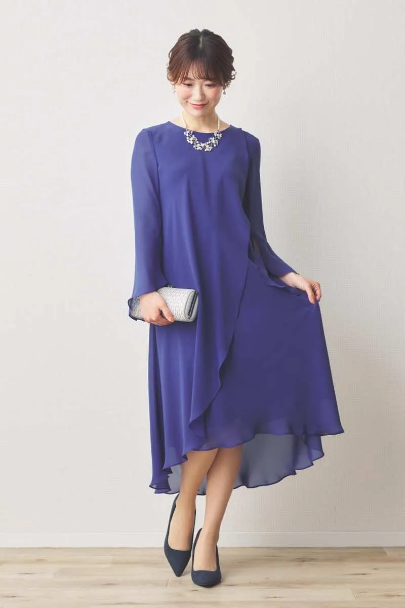 ブルーのドレープシフォンドレス