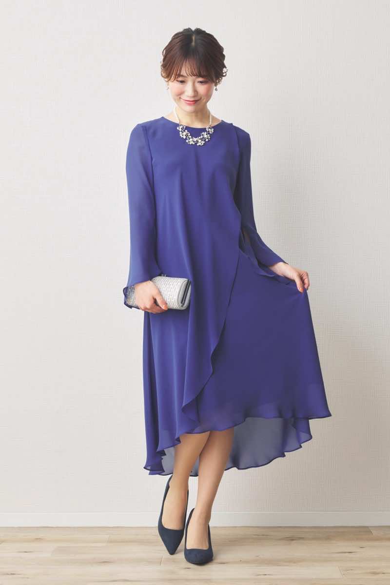 ブルーのドレープシフォンドレス