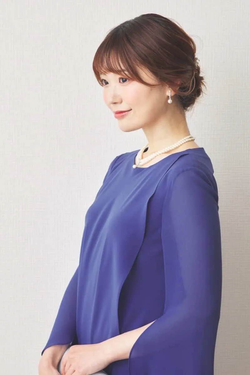 ブルーのドレープシフォンドレス