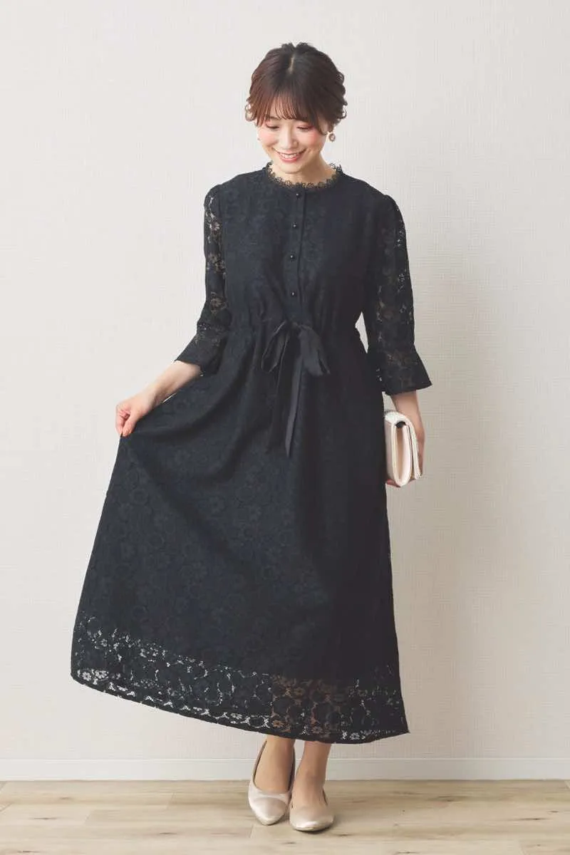 ブラックの前開き総レースマタニティドレス