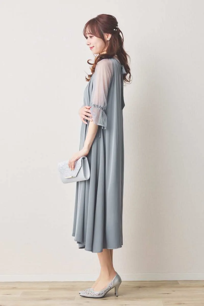 ブルーグレーのドットレースラグランスリーブドレス