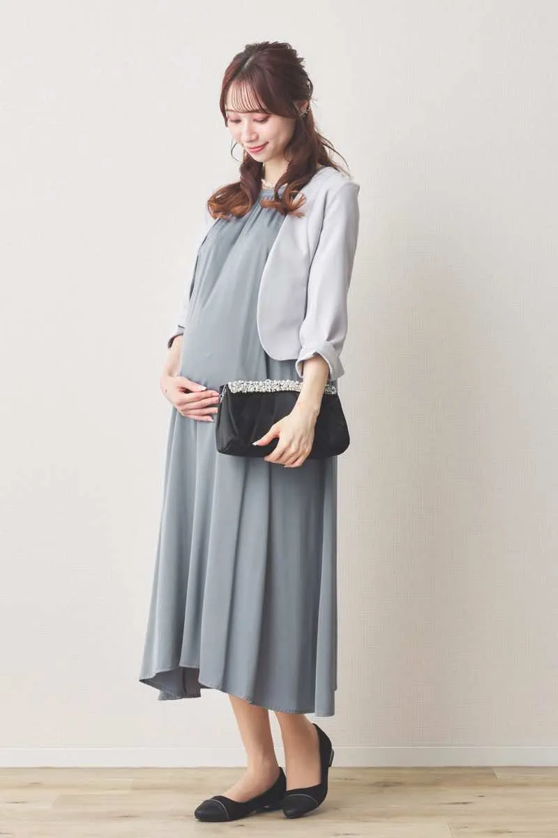 ブルーグレーのドットレースラグランスリーブドレス