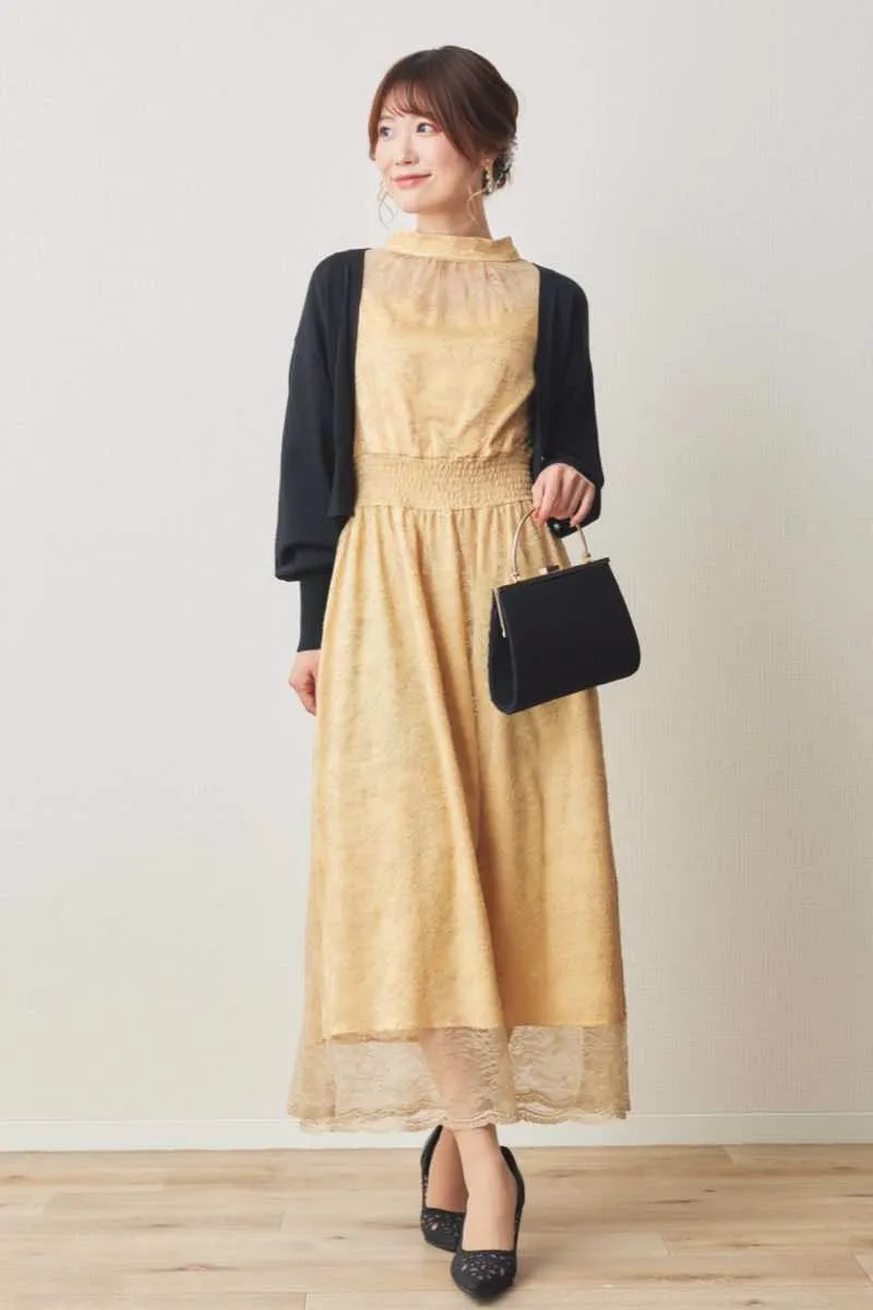 イエローのバルーンロングスリーブ総レースドレス