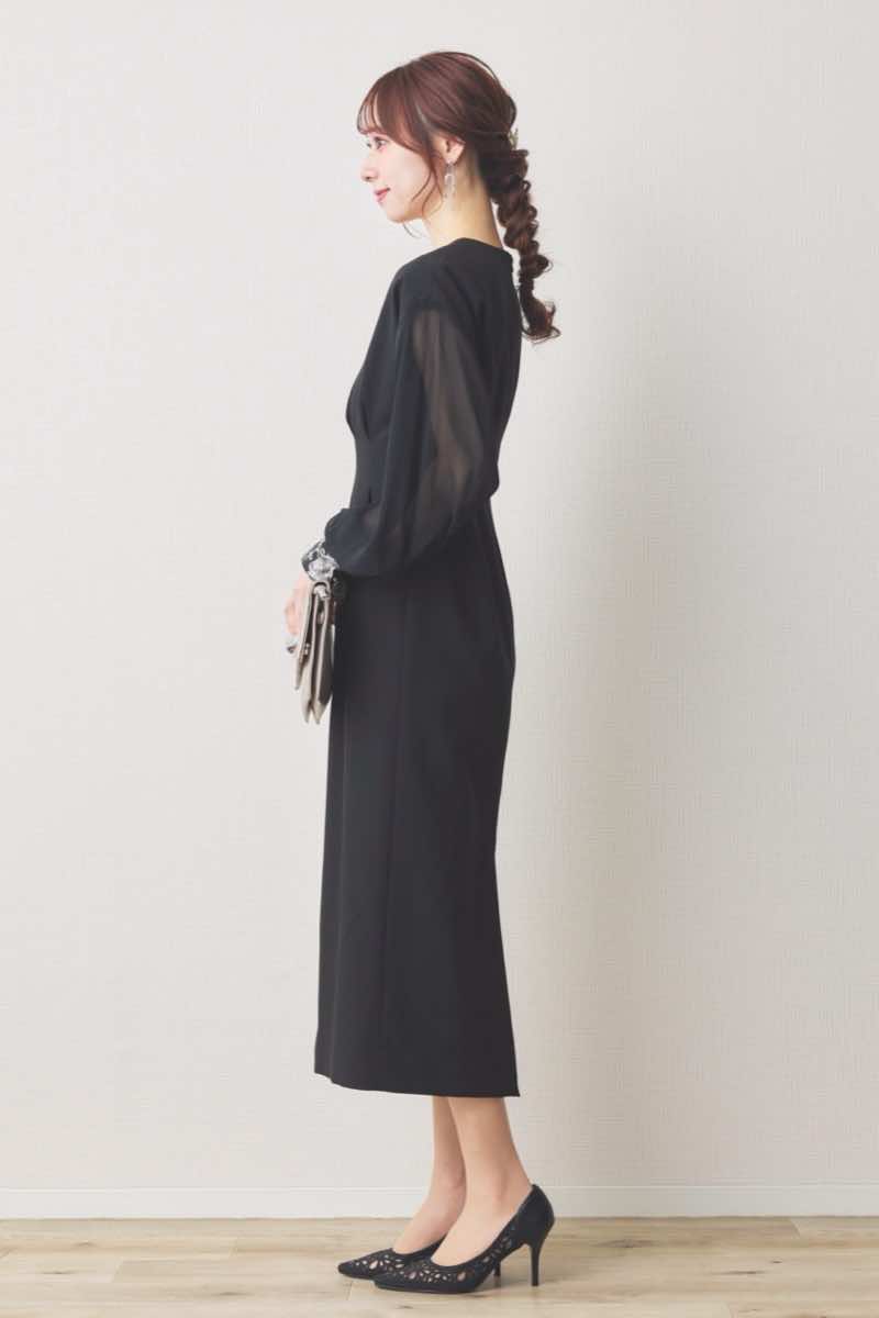 ブラックのジャガードカフスIラインドレス