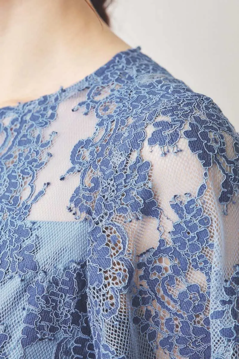 インディゴブルーの配色レースマーメイドドレス