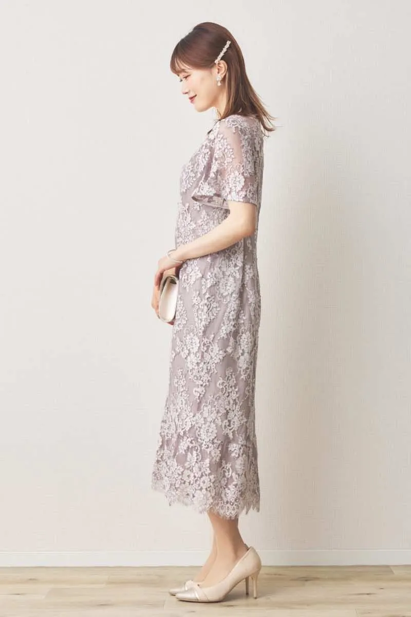 ベージュピンクの配色レースマーメイドドレス