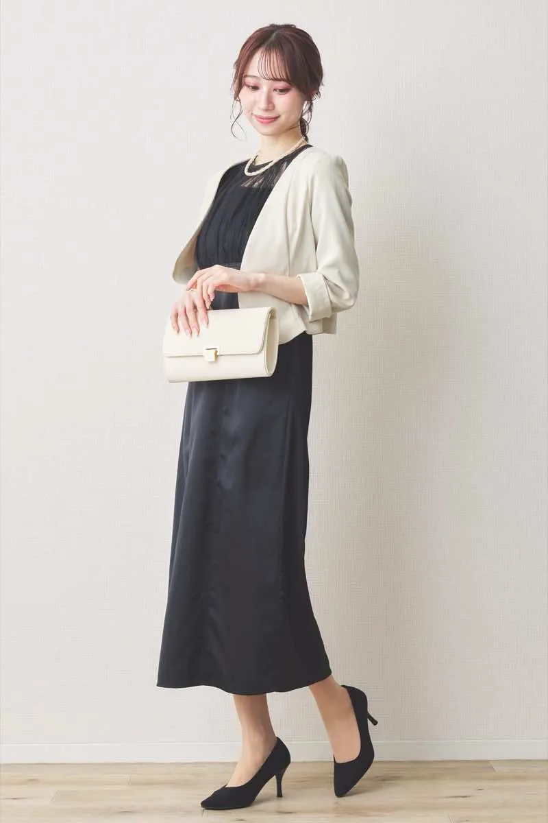 ブラックの総レースボレロ付きバックデザインドレス