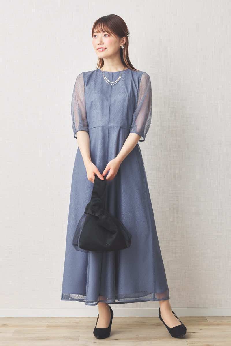 ブルーのメロンチュールシアードレス