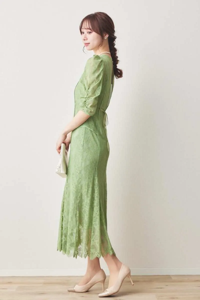 ライトグリーンのフラワーレースマーメイドドレス