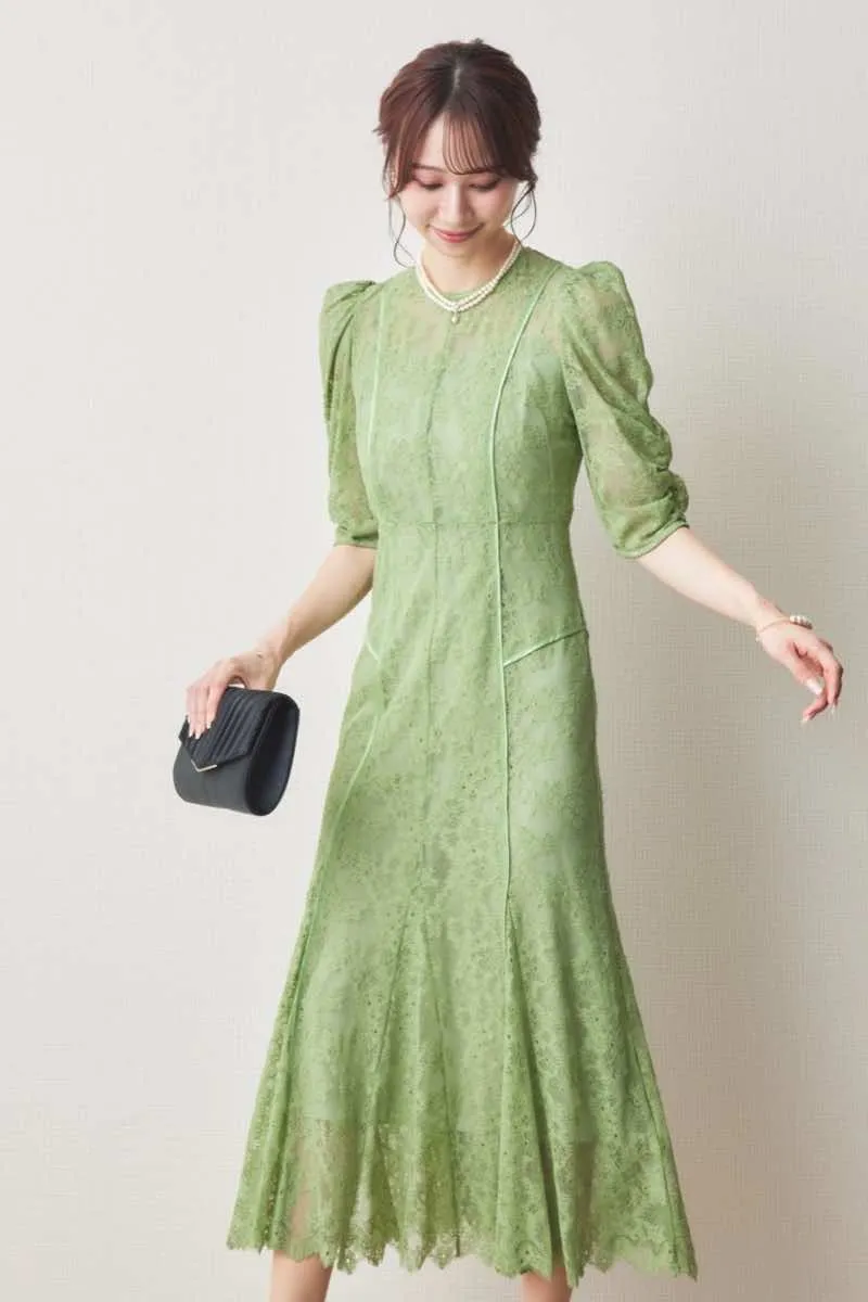 ライトグリーンのフラワーレースマーメイドドレス