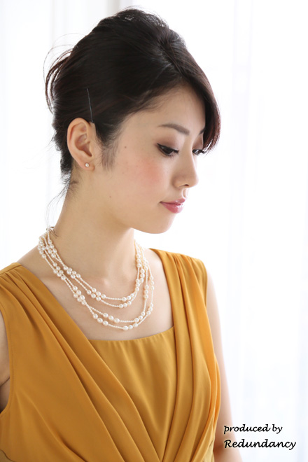 マスタードイレローのシャーリングタイトドレスコーディネートセット